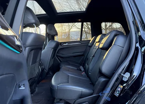 2018 Mercedes-Benz Gls 450 4Matic z USA, uszkodzony, nr VIN 4JGDF6EE3JB038671